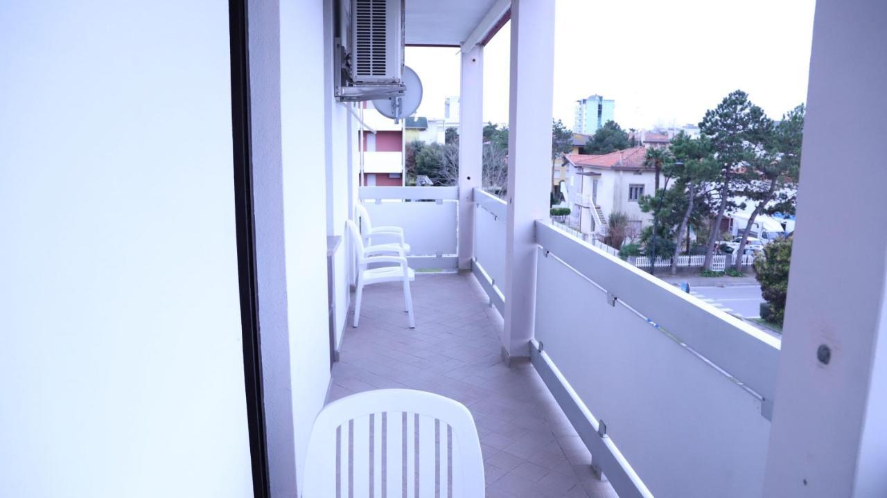 Condominio Quadrangolo-Gemini Bibione Eksteriør bilde
